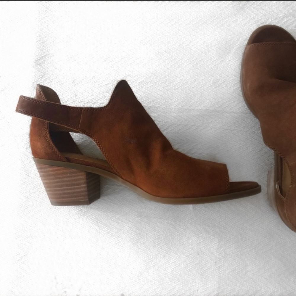 Lucky brand heels